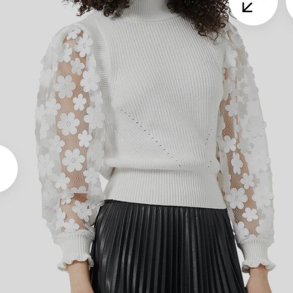French Connection Tops - LAST CHANCE French Connection Cream Floral Mesh Sleeve Knit Top Size M